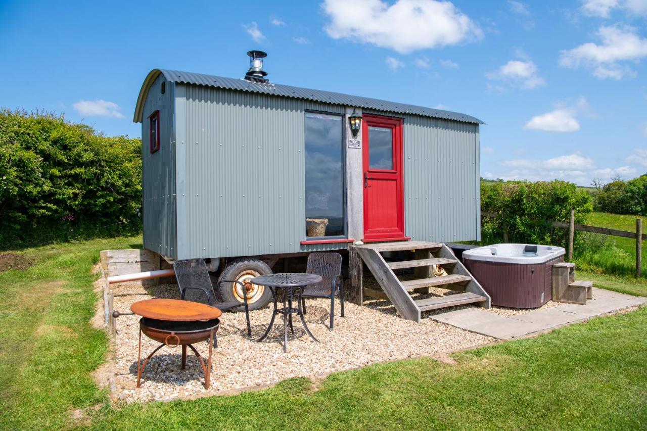The Big Cwtch Shepherd'S Hut Kidwelly Esterno foto